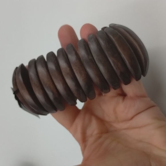 Express Bangle Stretch Bracelets Sett of 2 Wooden Neutral Fall Colors NWT - Picture 2 of 4